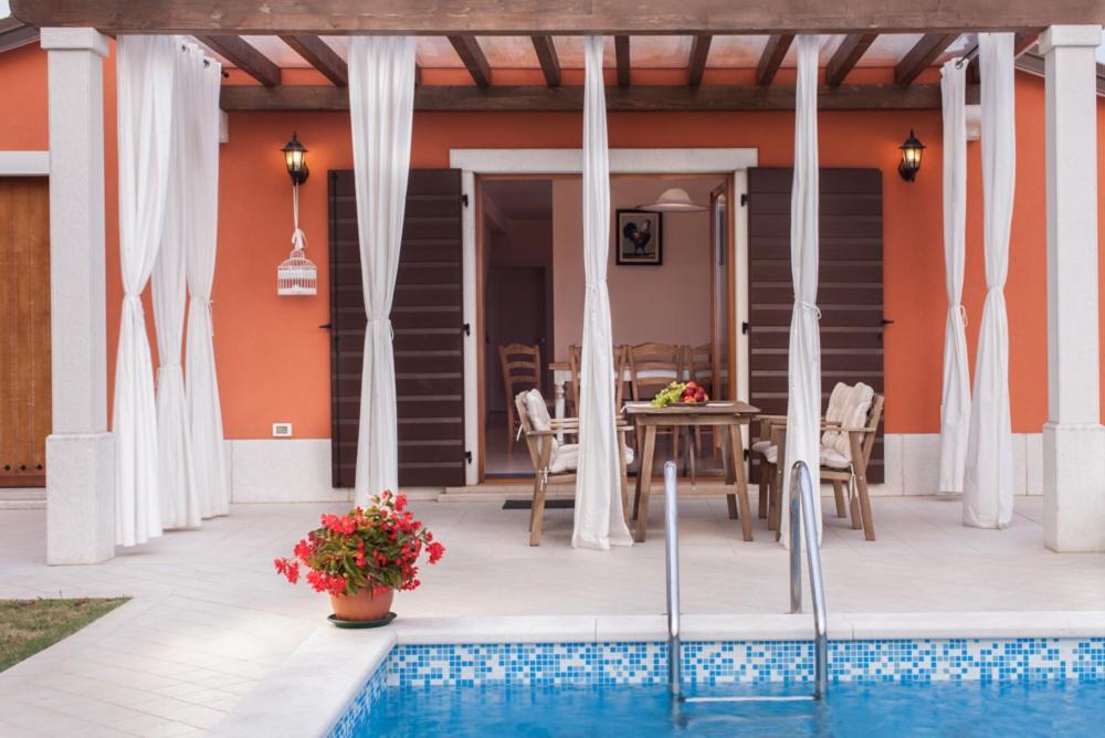 Villas Vilanija Umag Ngoại thất bức ảnh